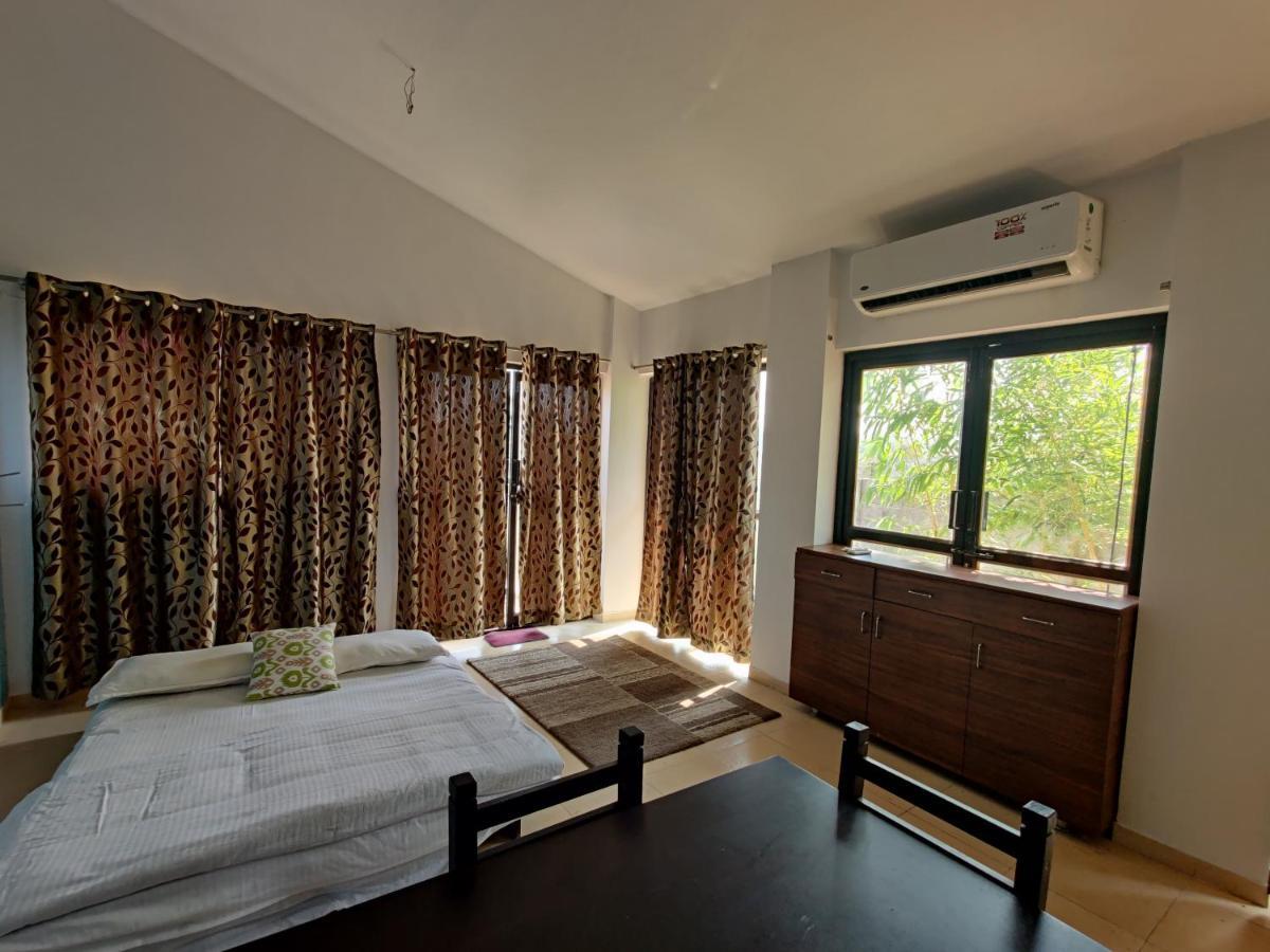 Jenjon Karjat Resort - One Bhk Premium Chalet With Optional Swimming Pool ภายนอก รูปภาพ