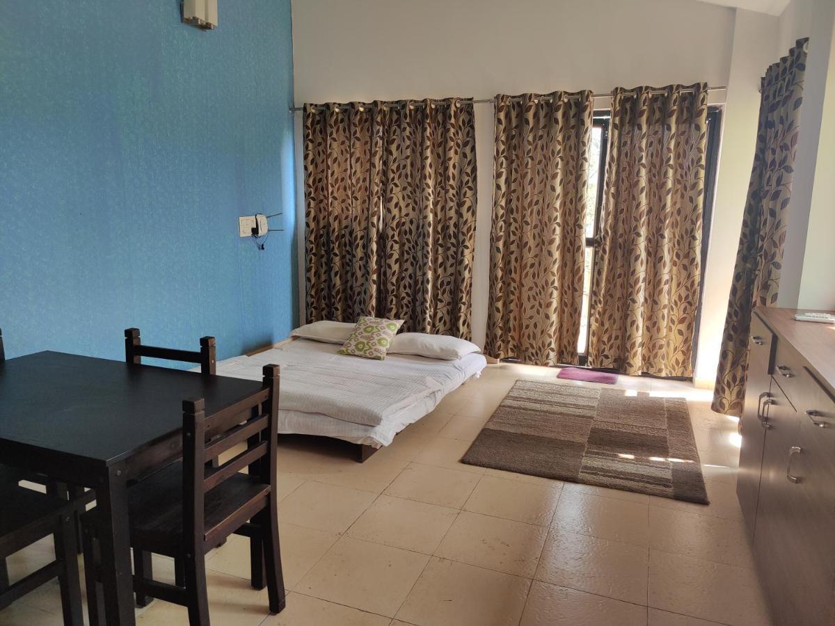 Jenjon Karjat Resort - One Bhk Premium Chalet With Optional Swimming Pool ภายนอก รูปภาพ